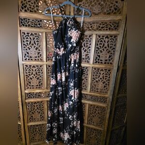 Lulu's Black Floral Maxi Dress